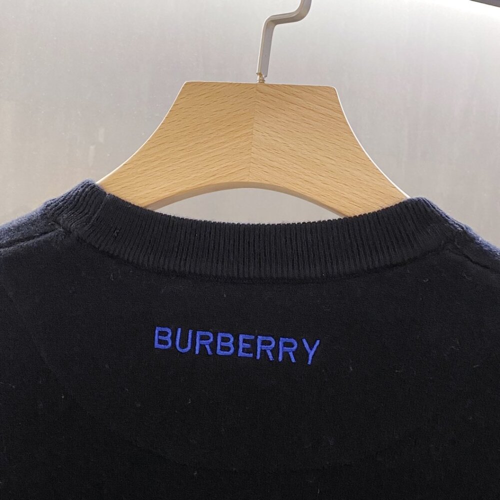 Burberry Black Classical Pattern Sweaters - image 4